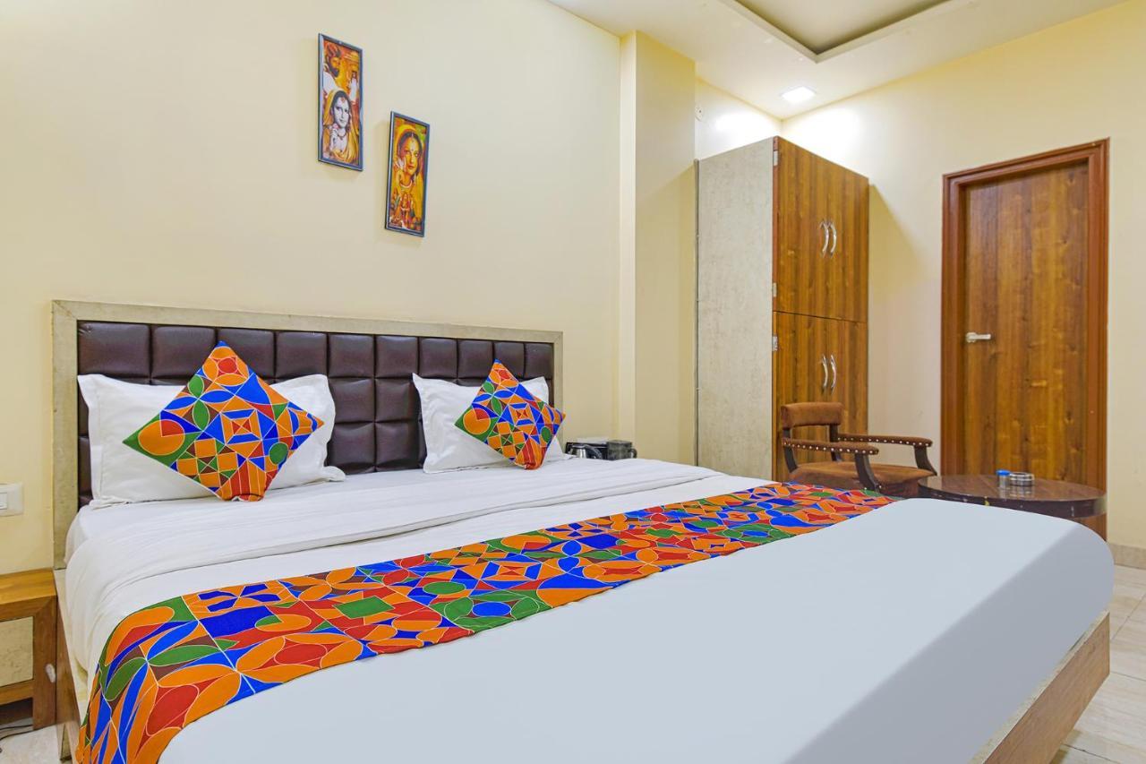 Hotel O The Castle Home Stay Inn ชัยปุระ ภายนอก รูปภาพ