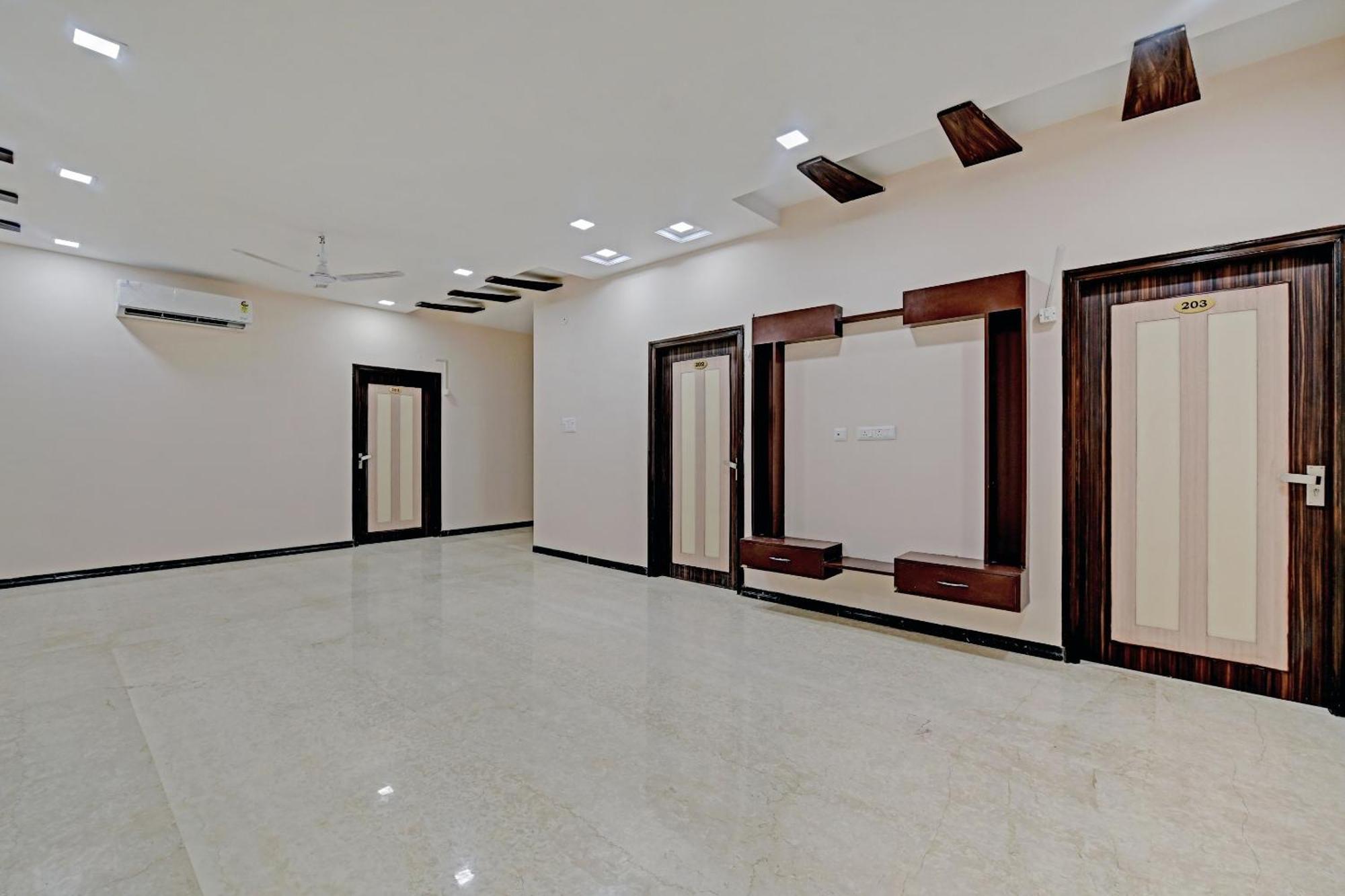 Hotel O The Castle Home Stay Inn ชัยปุระ ภายนอก รูปภาพ