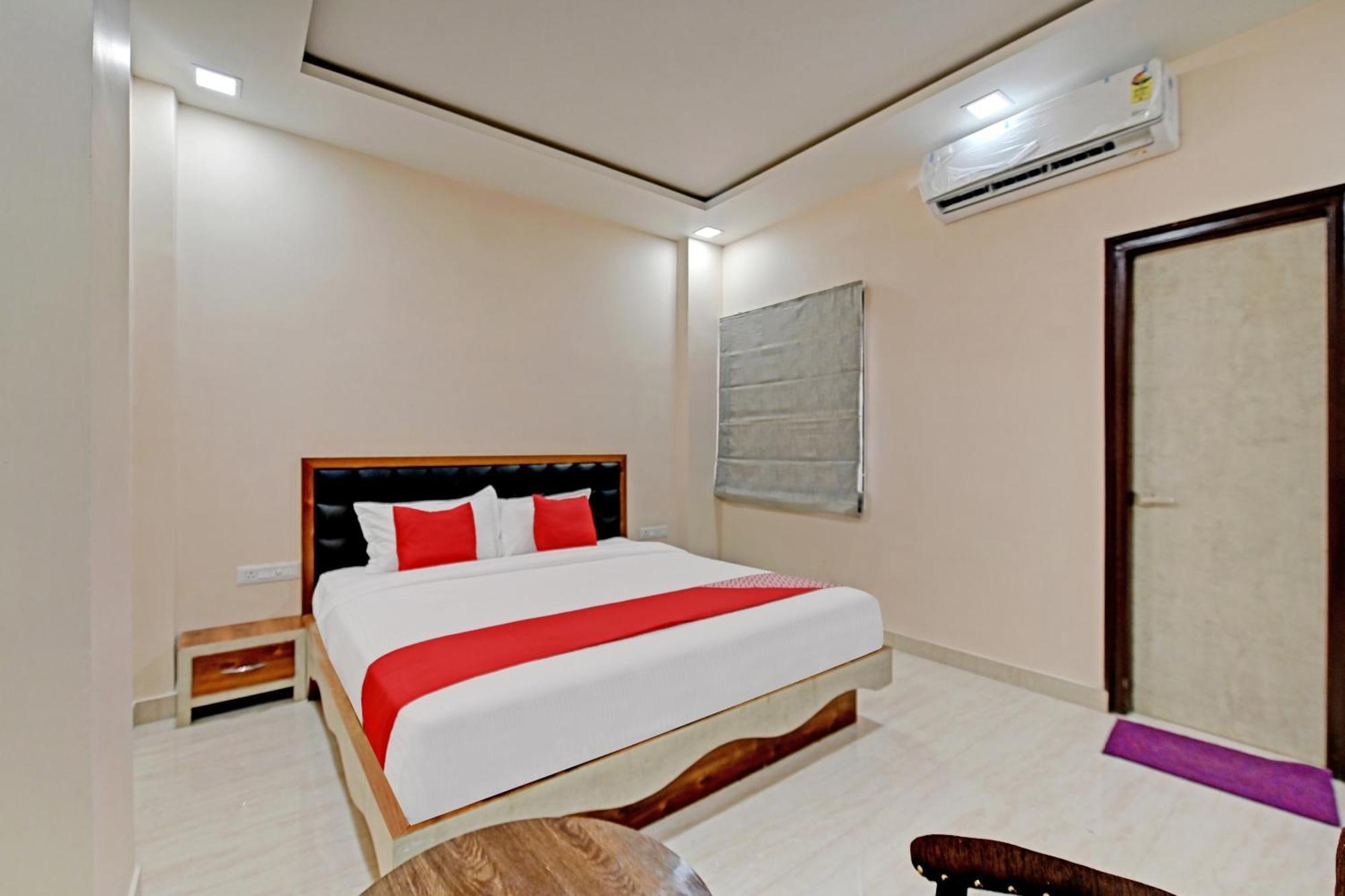 Hotel O The Castle Home Stay Inn ชัยปุระ ภายนอก รูปภาพ